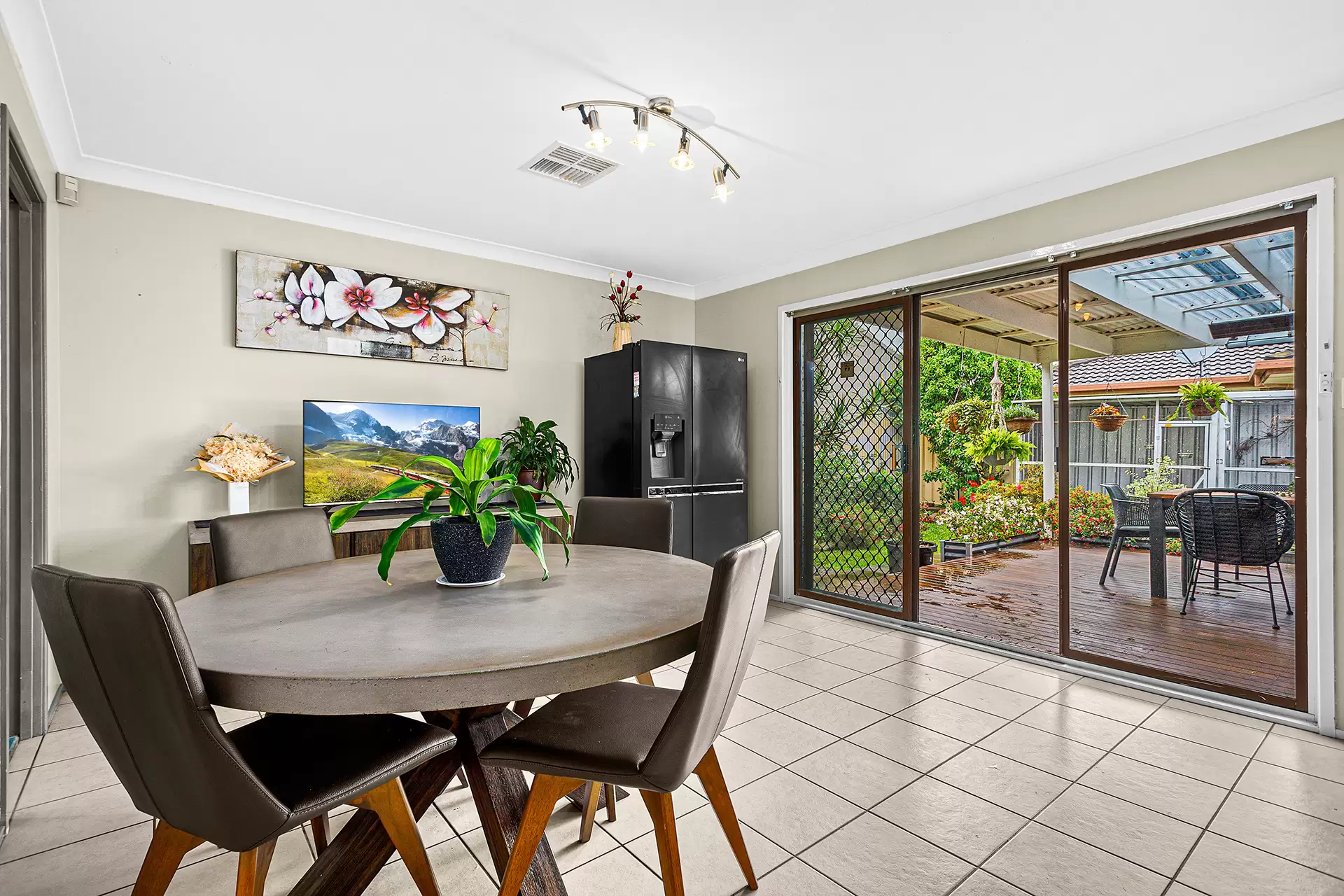 4 Coachwood Drive, Albion Park Rail Sold by Laurence Morgan Real Estate - image 6