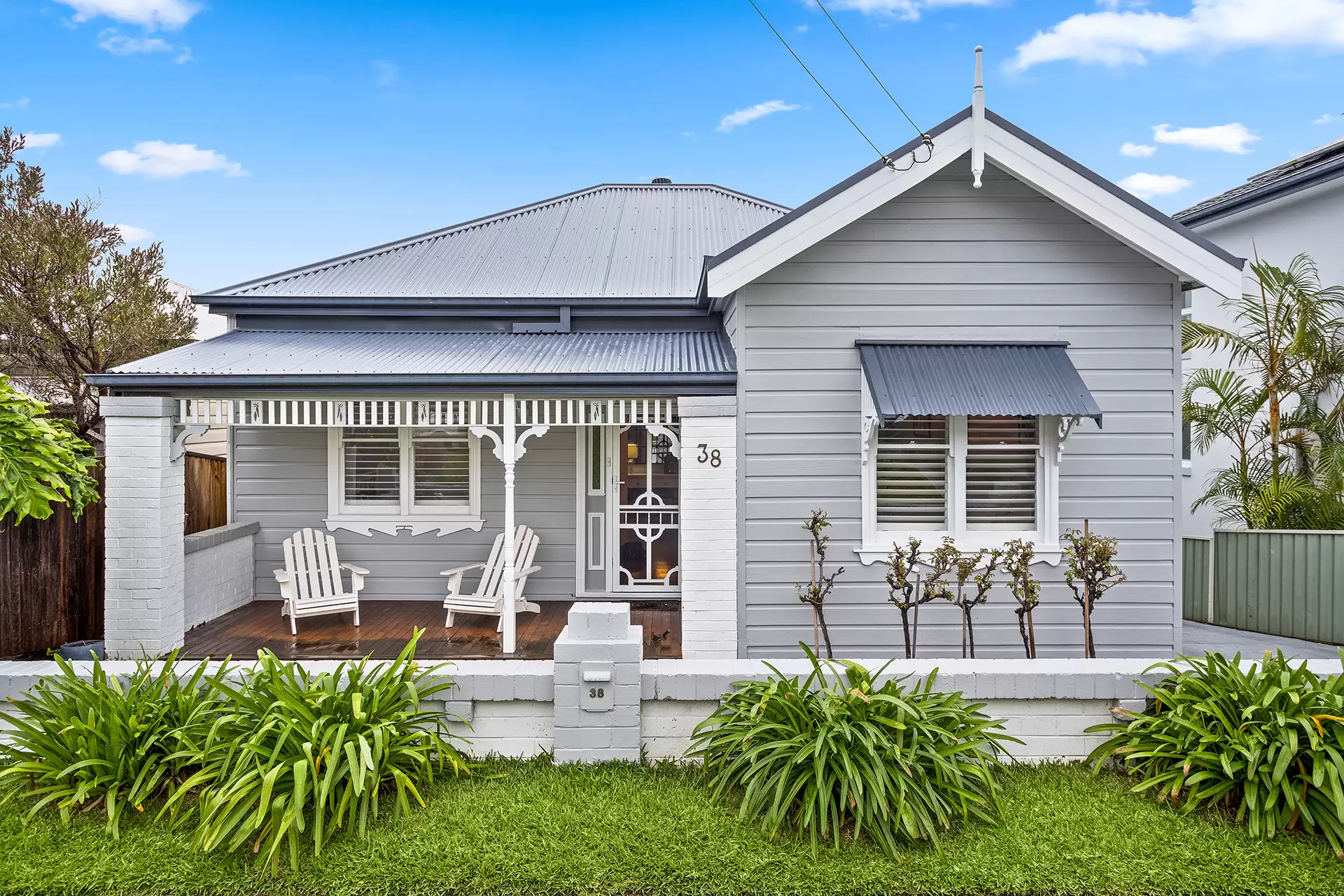 38 Russell Street, Woonona Sold by Laurence Morgan Real Estate - image 1