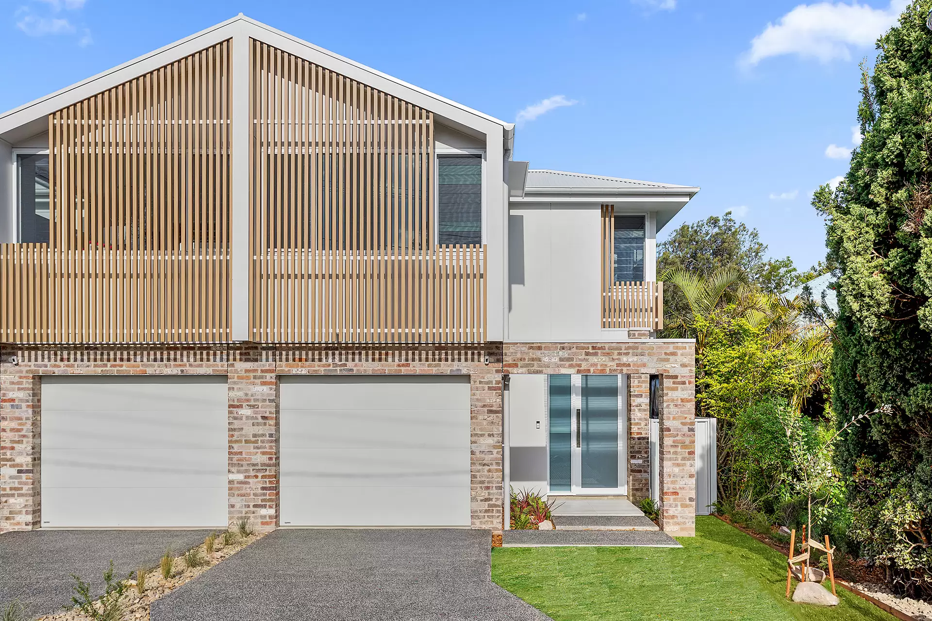12A Adams Parade, Woonona Sold by Laurence Morgan Real Estate - image 1