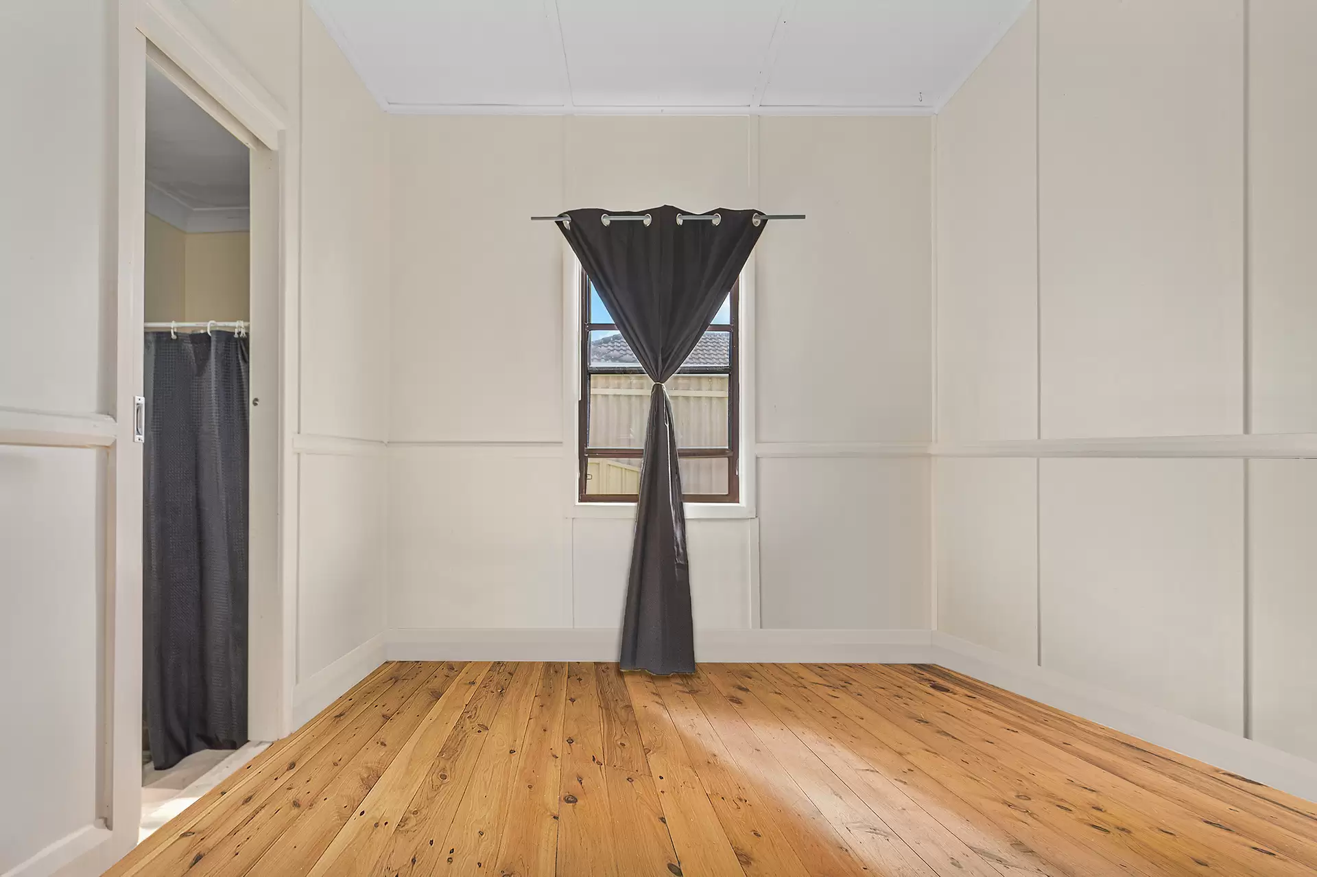 202 Lawrence Hargrave Drive, Thirroul Sold by Laurence Morgan Real Estate - image 8