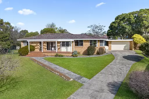 8 Craig Mor Way, Keiraville Sold by Laurence Morgan Real Estate