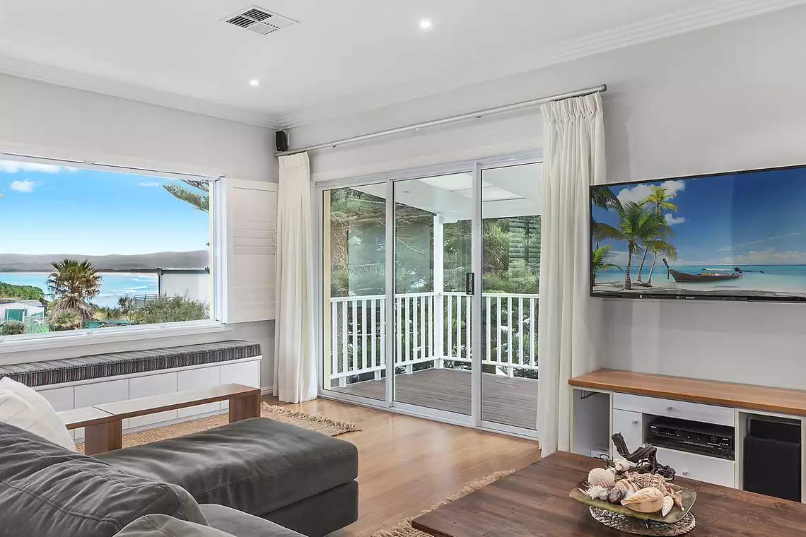 30 Griffiths Street, Port Kembla Sold by Laurence Morgan Real Estate - image 5