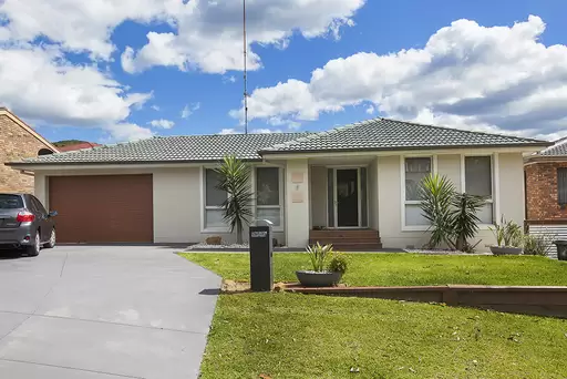 6 Arvenis Crescent, Balgownie Sold by Laurence Morgan Real Estate