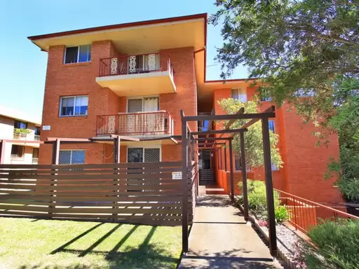 6/46-48 Keira Street, Wollongong Sold by Laurence Morgan Real Estate