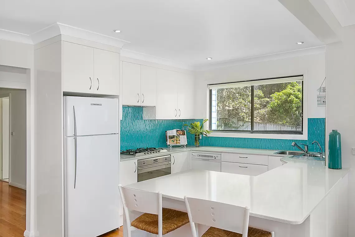 552 Lawrence Hargrave Drive, Wombarra Sold by Laurence Morgan Real Estate - image 3