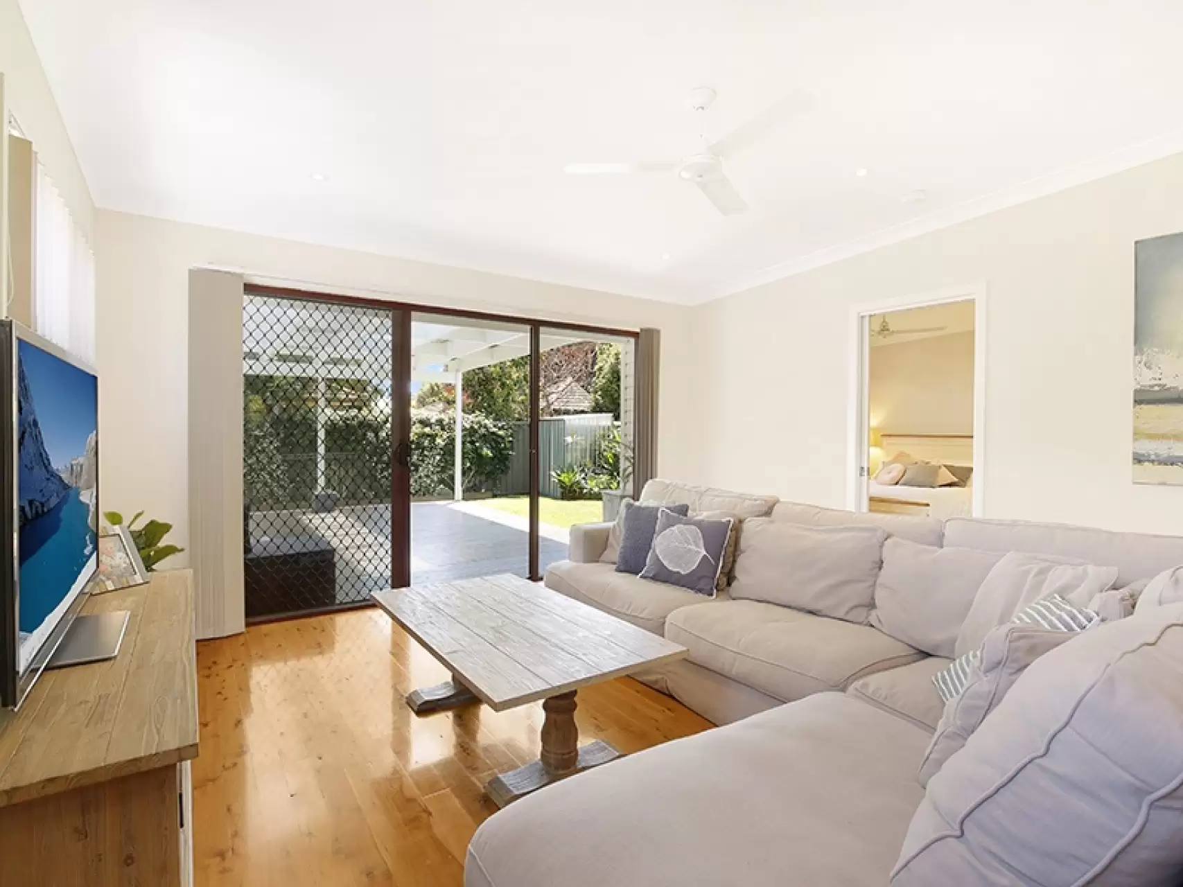 6 Coolgardie Street, East Corrimal Sold by Laurence Morgan Real Estate - image 8