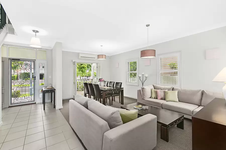 15 Broughton Avenue, Tullimbar Sold by Laurence Morgan Real Estate - image 4