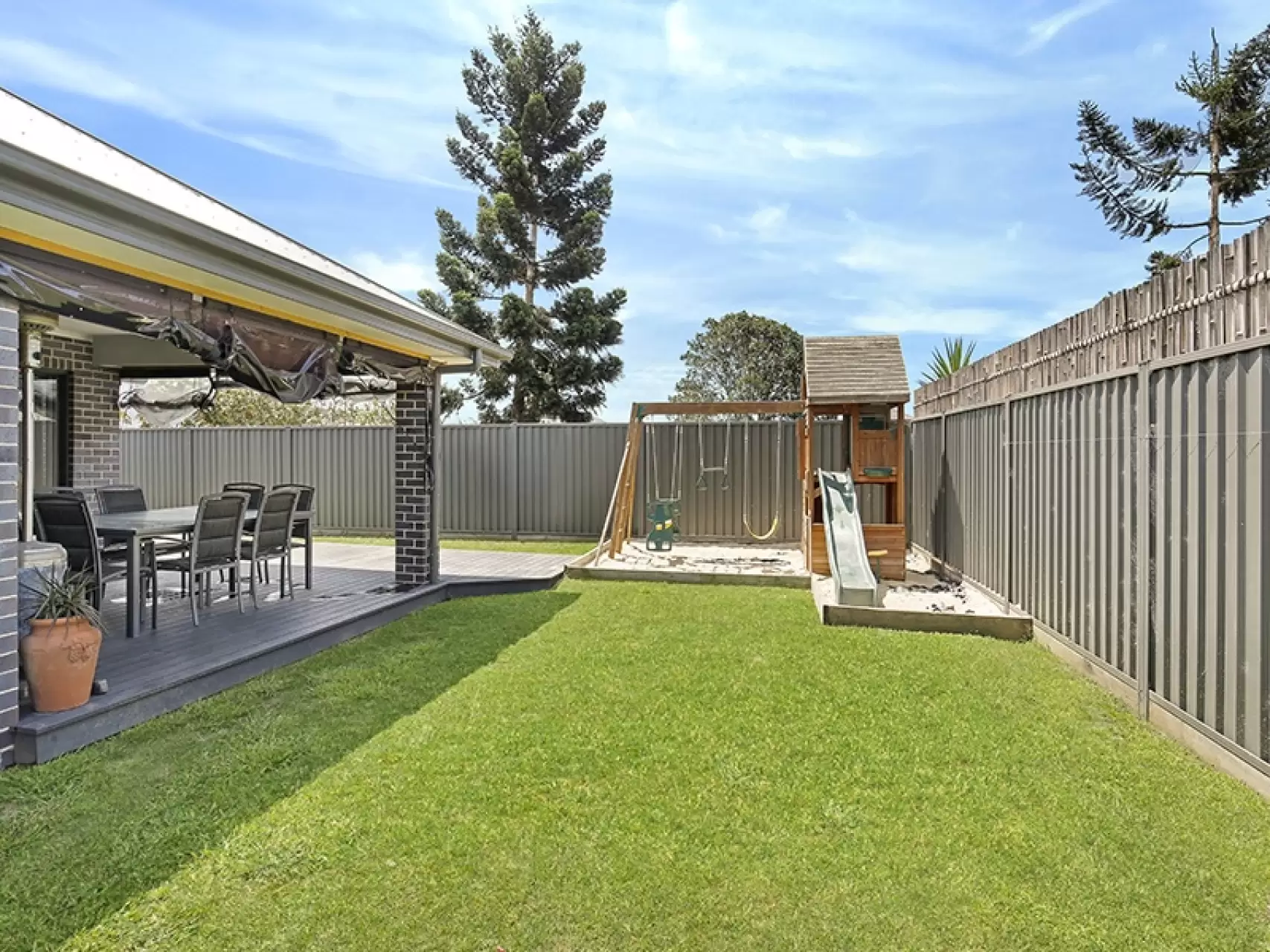 21 Johnston Avenue, Haywards Bay Sold by Laurence Morgan Real Estate - image 4