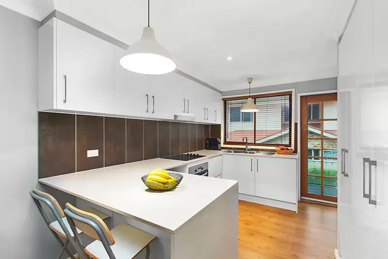 2/29 Soudan Street, Thirroul Sold by Laurence Morgan Real Estate - image 1