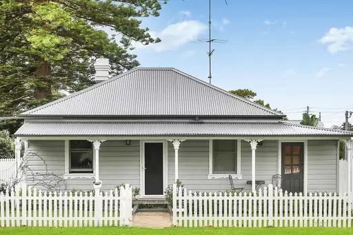31 Wilford Street, Corrimal Sold by Laurence Morgan Real Estate