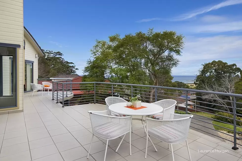 36 Nardoo Crescent, Thirroul Sold by Laurence Morgan Real Estate - image 3