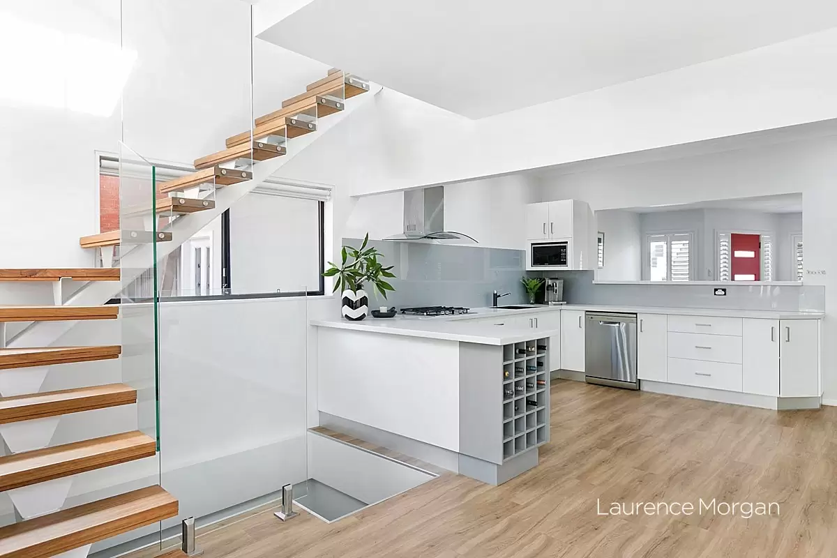 30 High Street, Thirroul Sold by Laurence Morgan Real Estate - image 2
