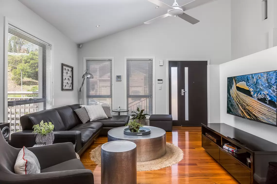 30 Whimbrel Avenue, Berkeley Sold by Laurence Morgan Real Estate - image 2