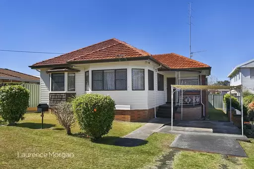 3 Chenhalls Street, Woonona Sold by Laurence Morgan Real Estate