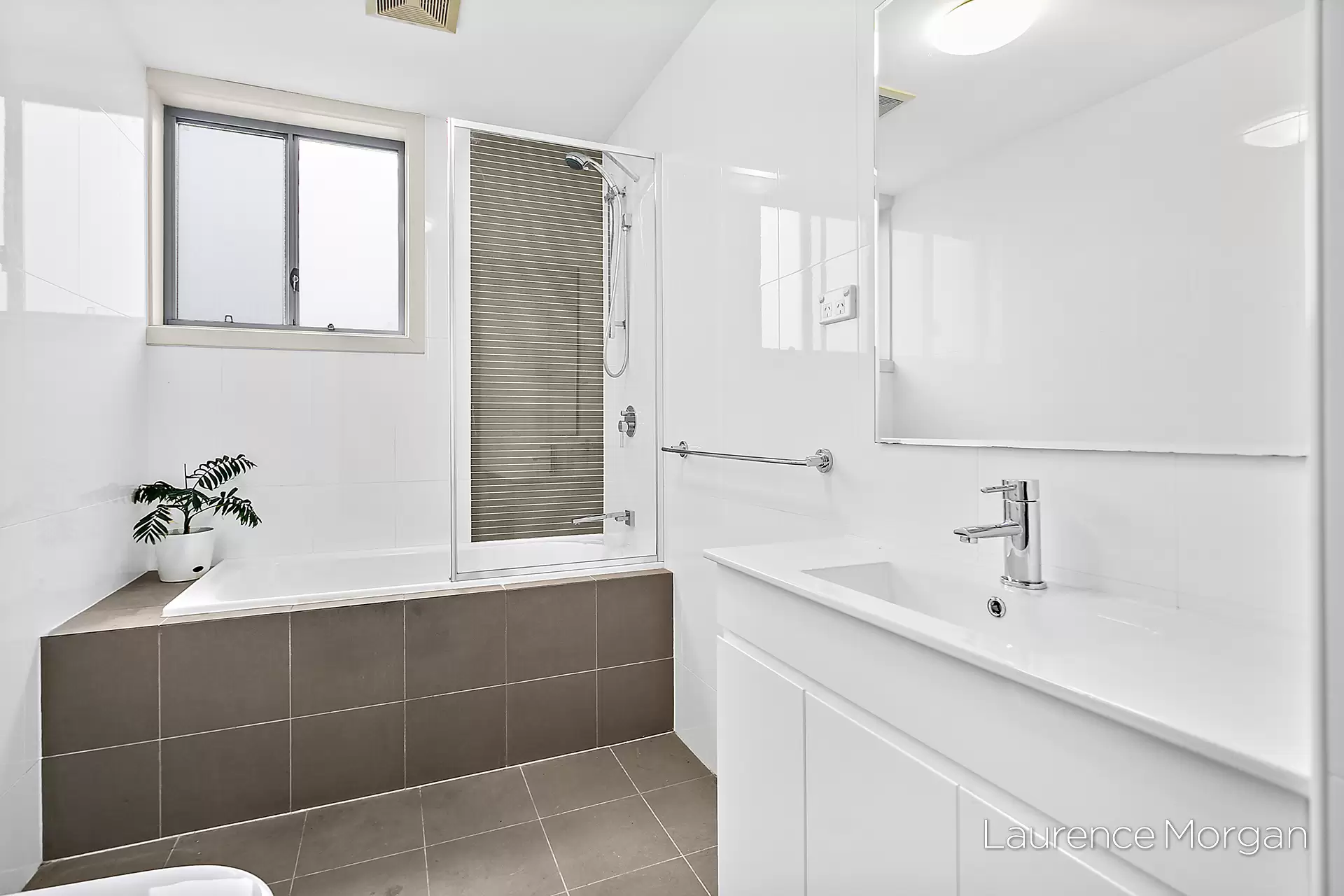 8/40 Collins Street, Corrimal Sold by Laurence Morgan Real Estate - image 5
