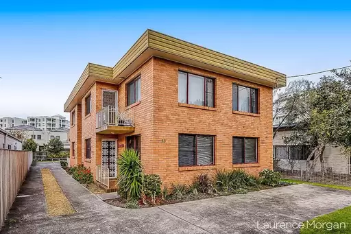 1/53 Carters Lane, Fairy Meadow Sold by Laurence Morgan Real Estate