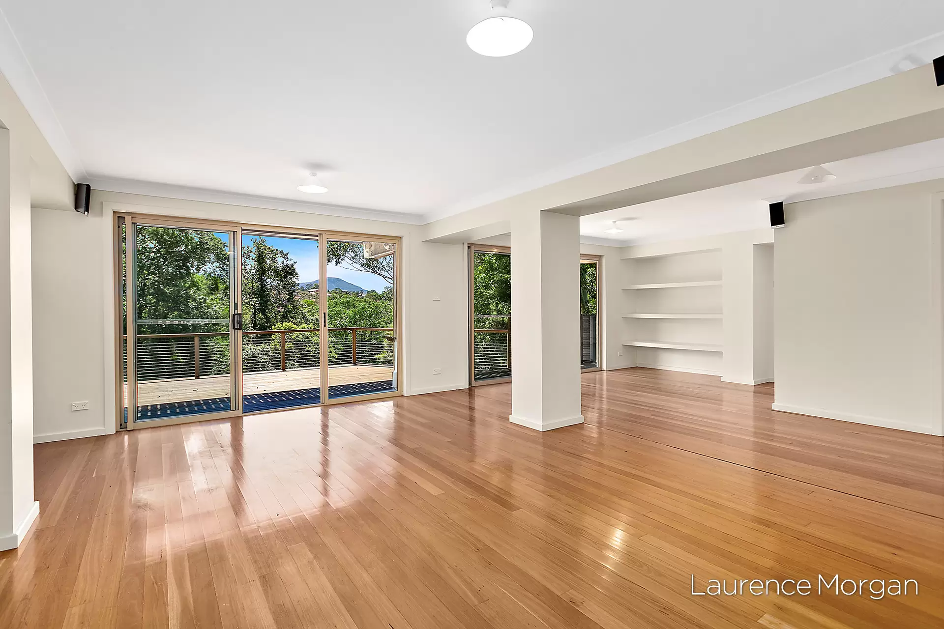 33 Ashley Avenue, Farmborough Heights Sold by Laurence Morgan Real Estate - image 5