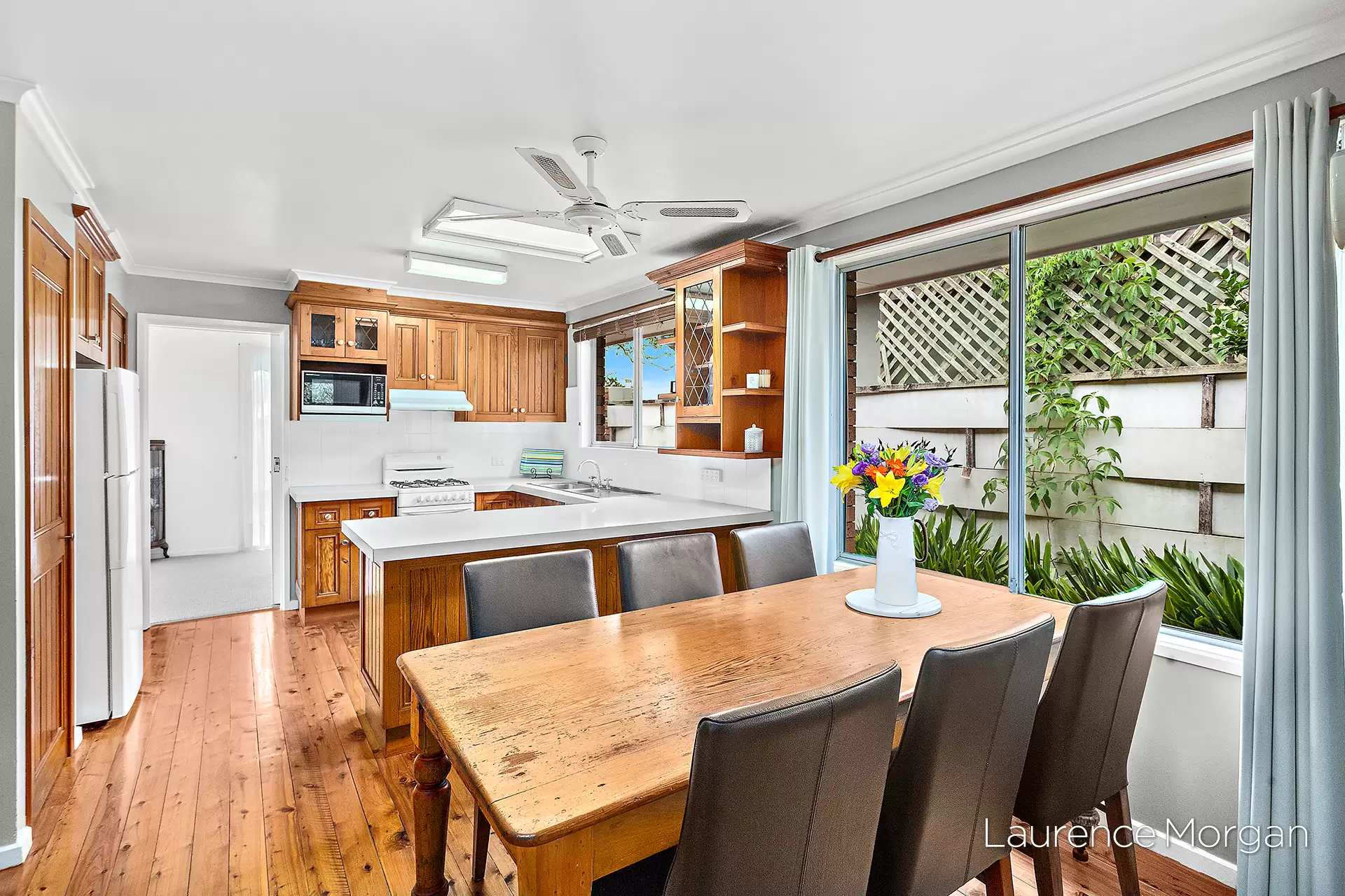 56 Fairloch Avenue, Farmborough Heights Sold by Laurence Morgan Real Estate - image 3