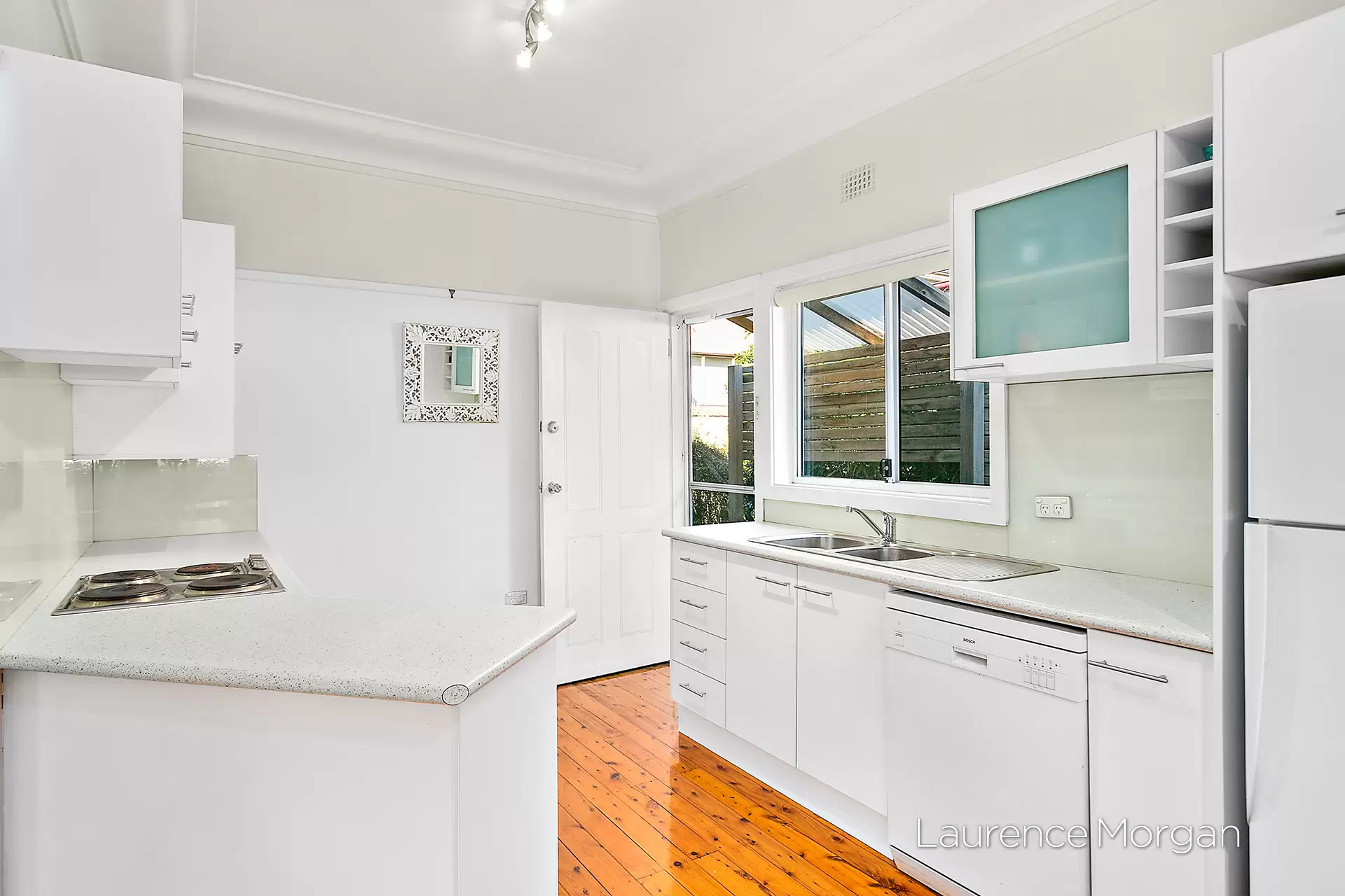 28 Moore Street, Austinmer Sold by Laurence Morgan Real Estate - image 4