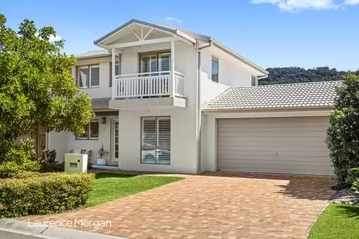 8 Corkwood Circuit, Woonona Sold by Laurence Morgan Real Estate