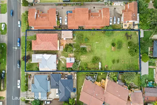 16-18 The Avenue, Corrimal Sold by Laurence Morgan Real Estate