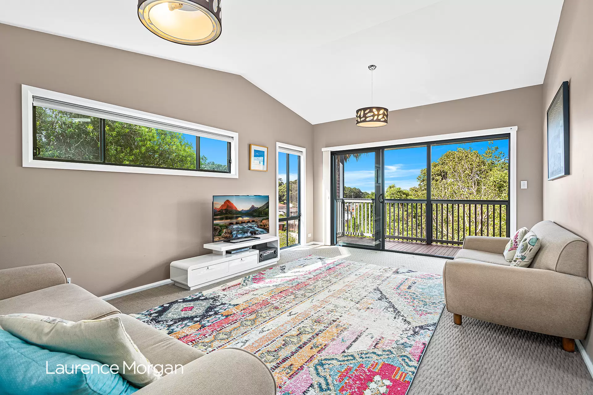 35 Hillcrest Avenue, Woonona Sold by Laurence Morgan Real Estate - image 5