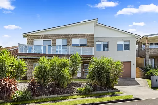 74 Nannawilli Street, Berkeley Sold by Laurence Morgan Real Estate