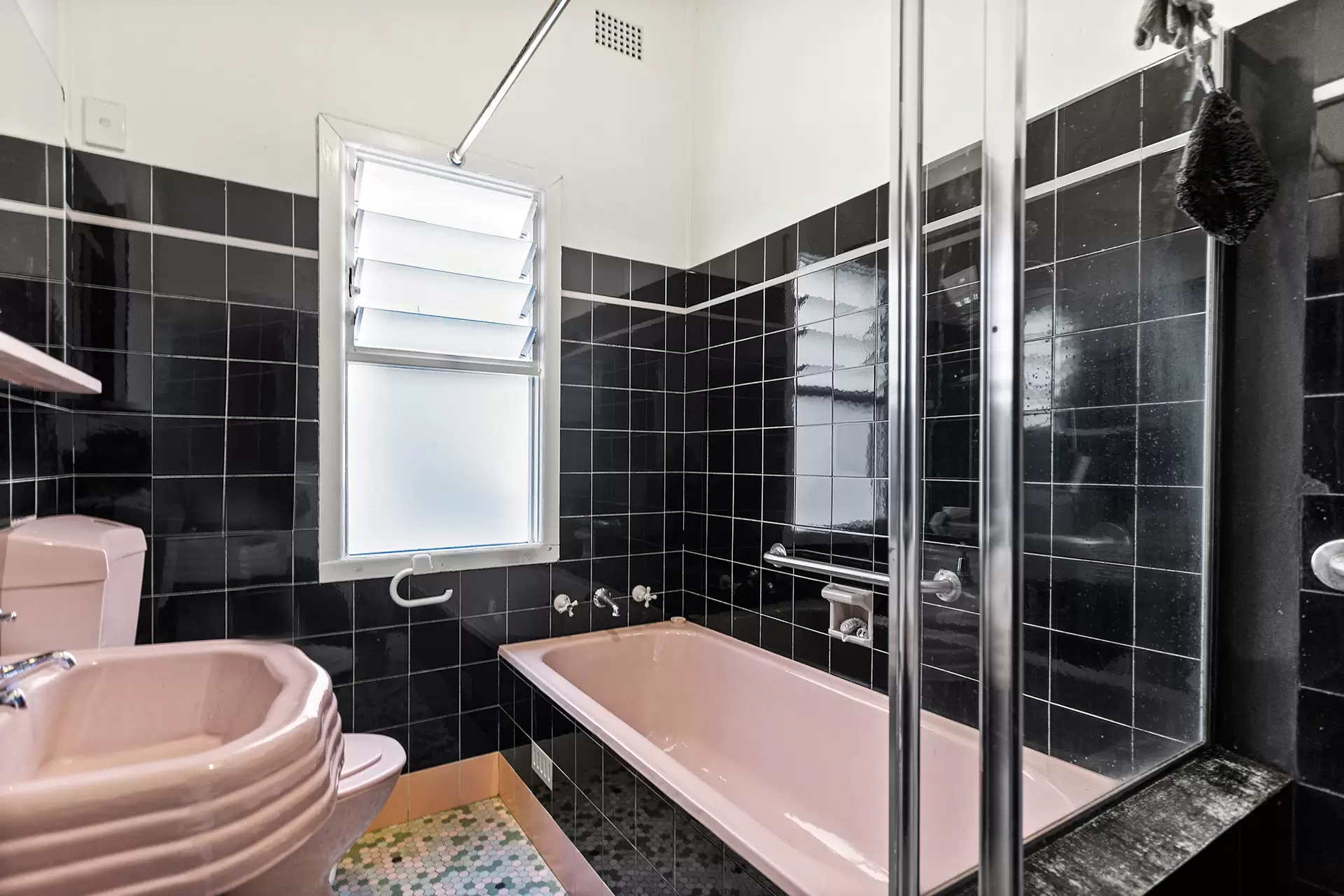 13 Arthur Street, Thirroul Sold by Laurence Morgan Real Estate - image 16