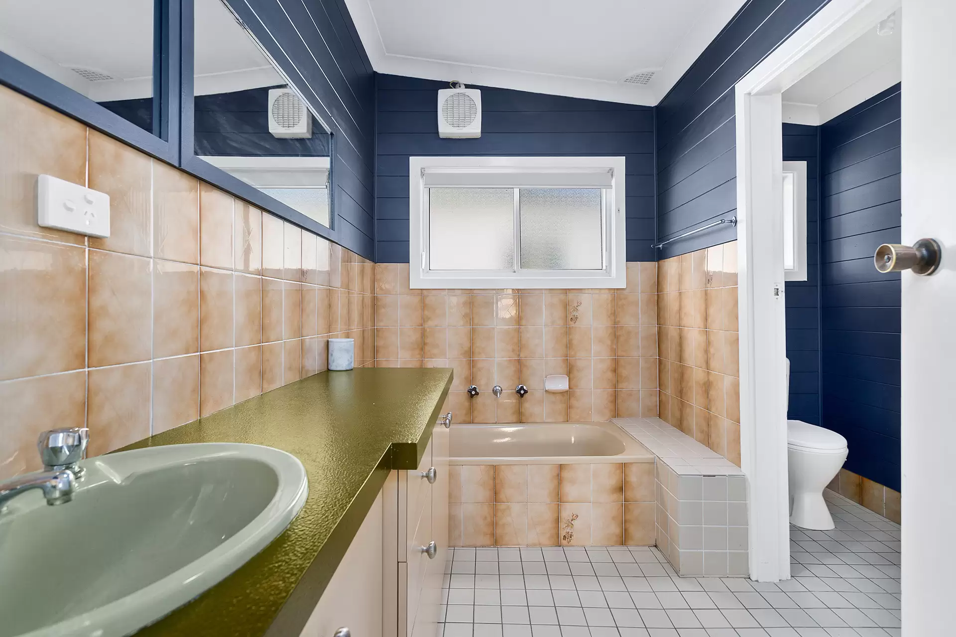 20 Railway Parade, Thirroul Sold by Laurence Morgan Real Estate - image 7