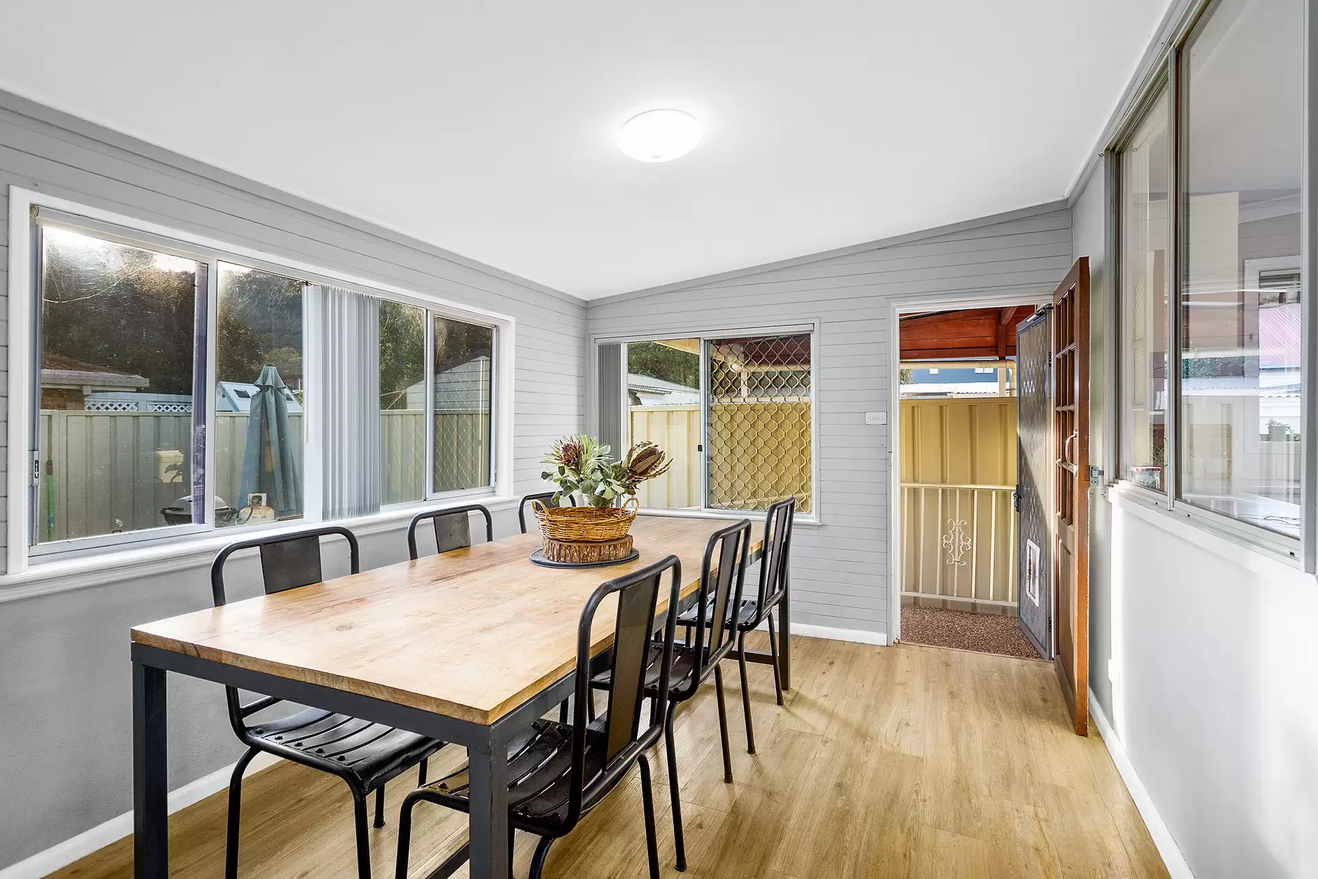 20 Railway Parade, Thirroul Sold by Laurence Morgan Real Estate - image 5