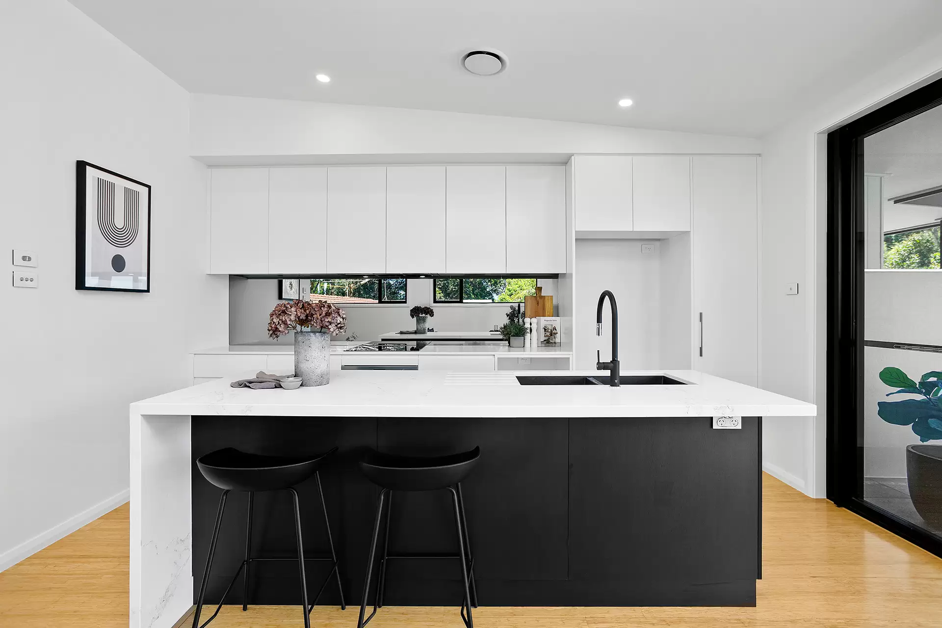 14a Gum Tree Lane, Thirroul Sold by Laurence Morgan Real Estate - image 2