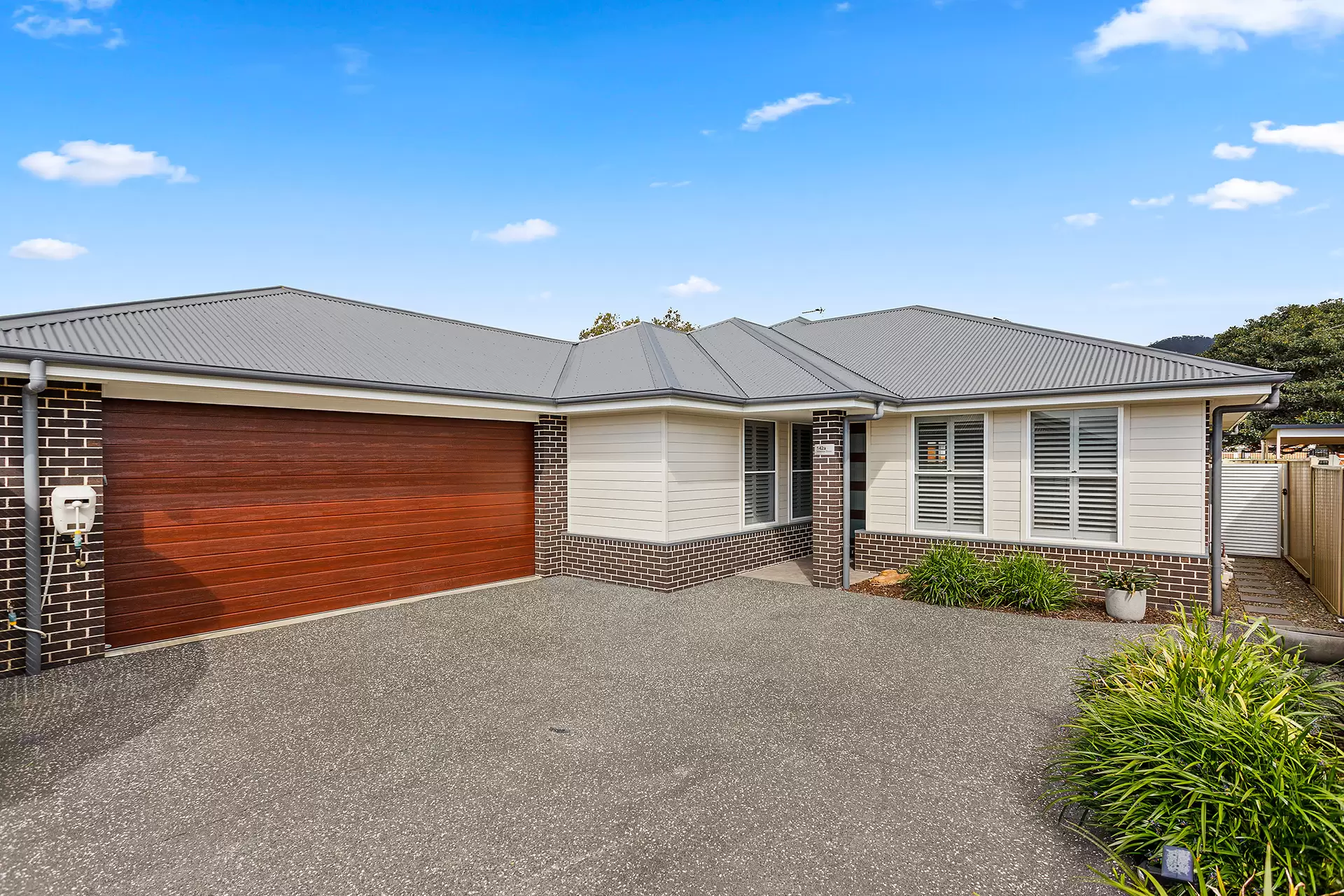 142A Meadow Street, Fairy Meadow Sold by Laurence Morgan Real Estate - image 1