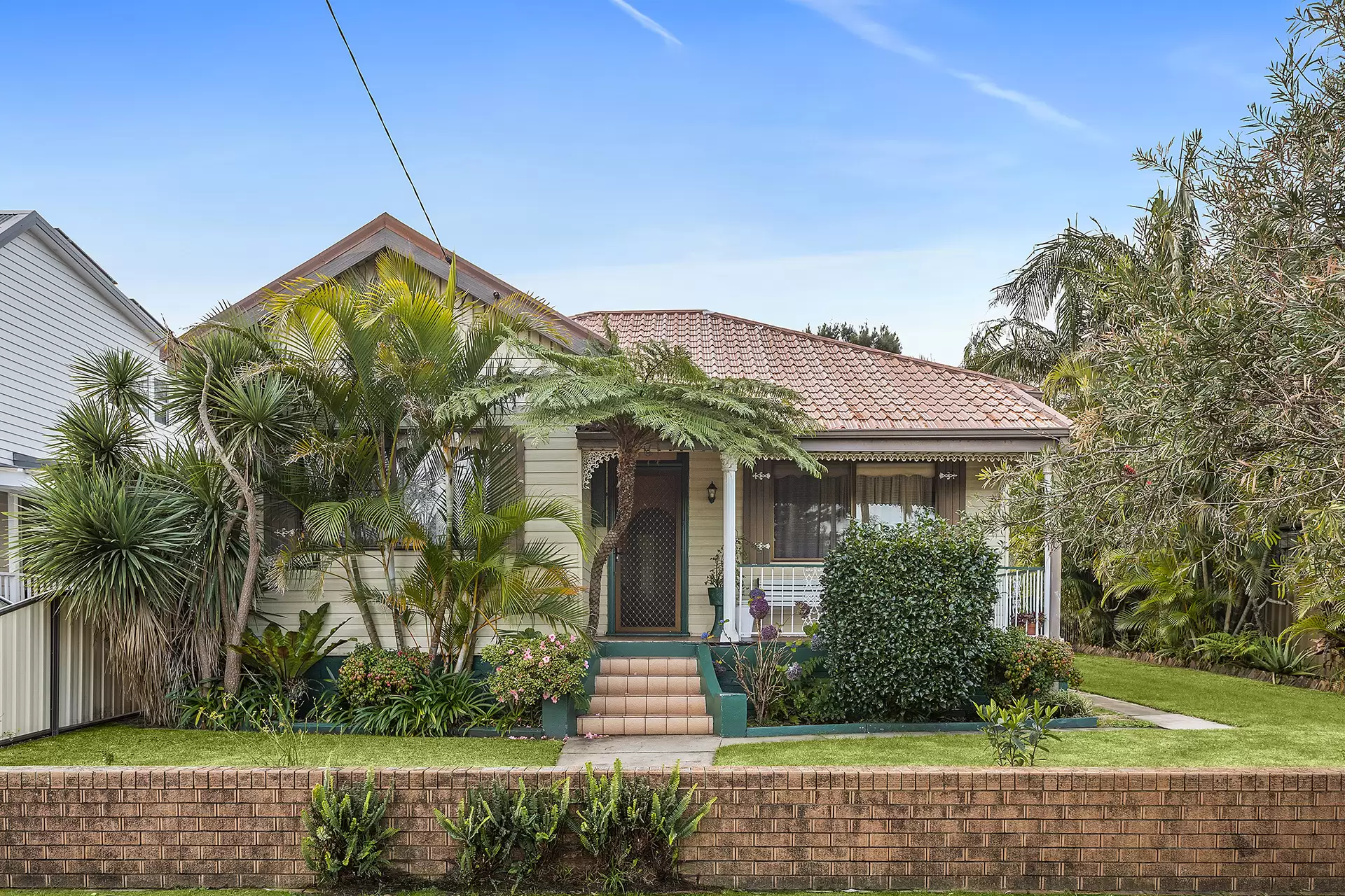 10 Bath Street, Thirroul Sold by Laurence Morgan Real Estate - image 1