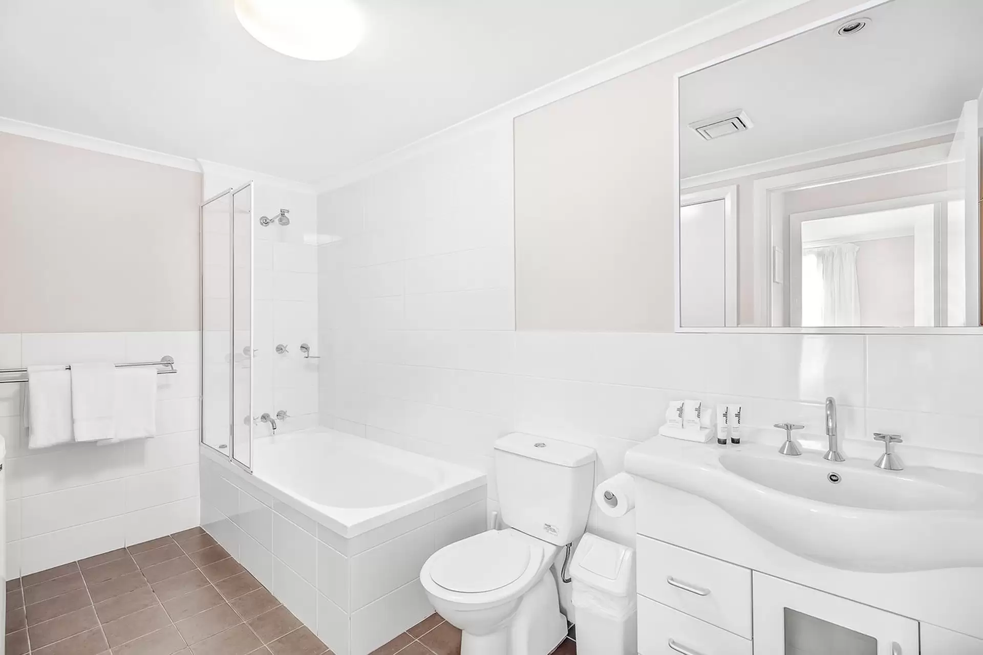 402/59-61 Kembla Street, Wollongong Sold by Laurence Morgan Real Estate - image 5