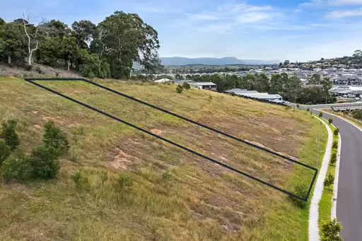84 Araluen Terrace, Tullimbar Sold by Laurence Morgan Real Estate