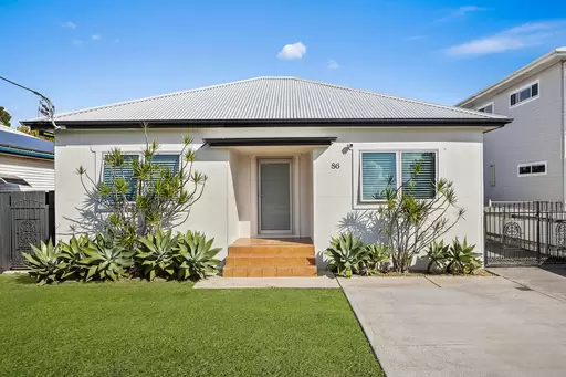 86 Carters Lane, Fairy Meadow Sold by Laurence Morgan Real Estate