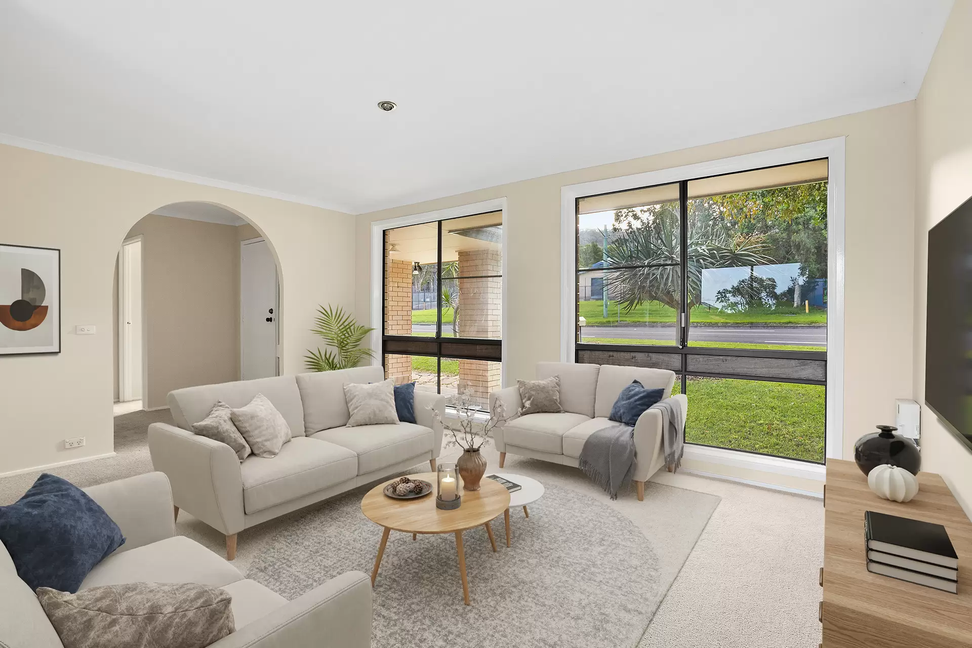 593 Princes Highway, Woonona Sold by Laurence Morgan Real Estate - image 2