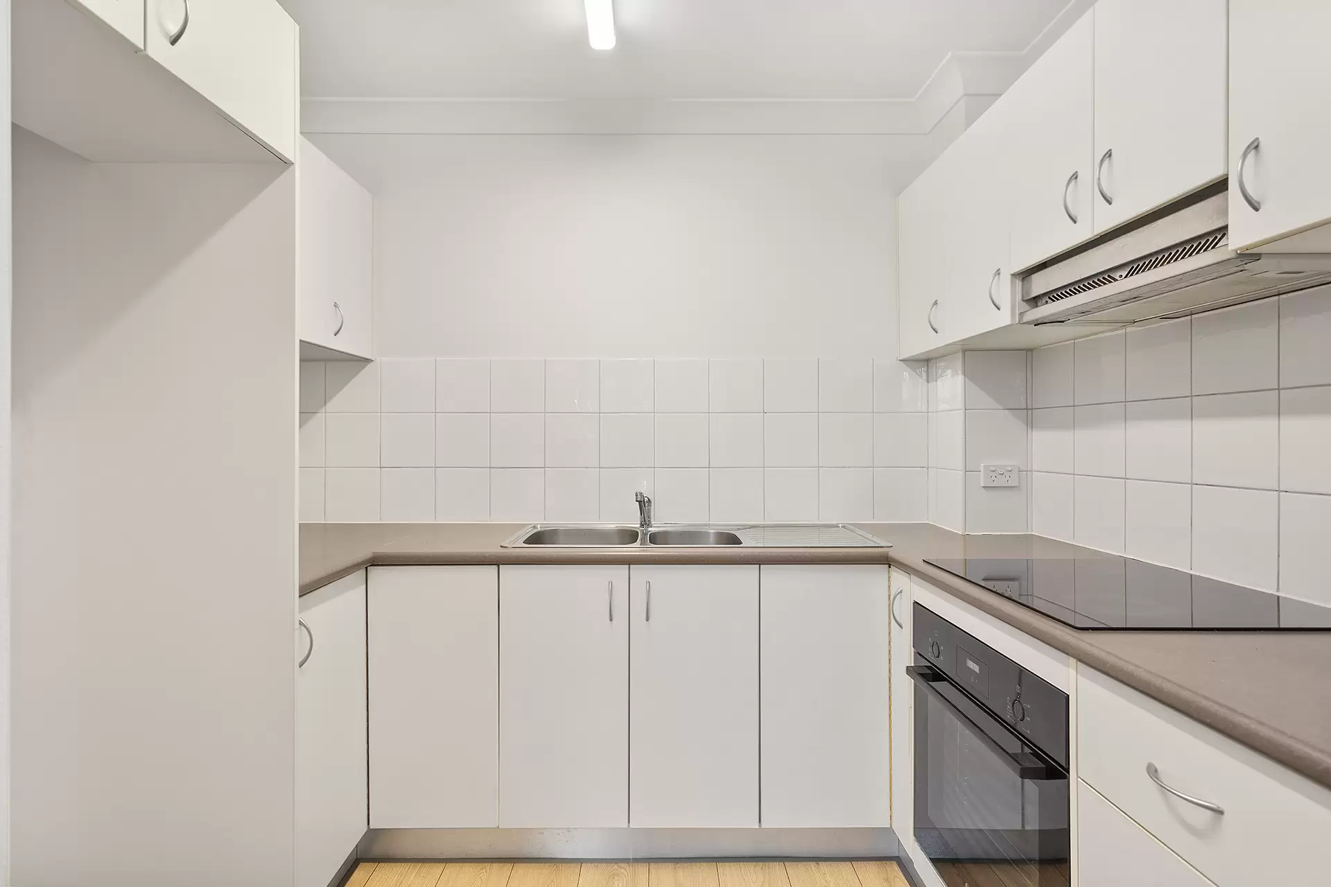 5/15 Hillview Avenue, Gwynneville Sold by Laurence Morgan Real Estate - image 5