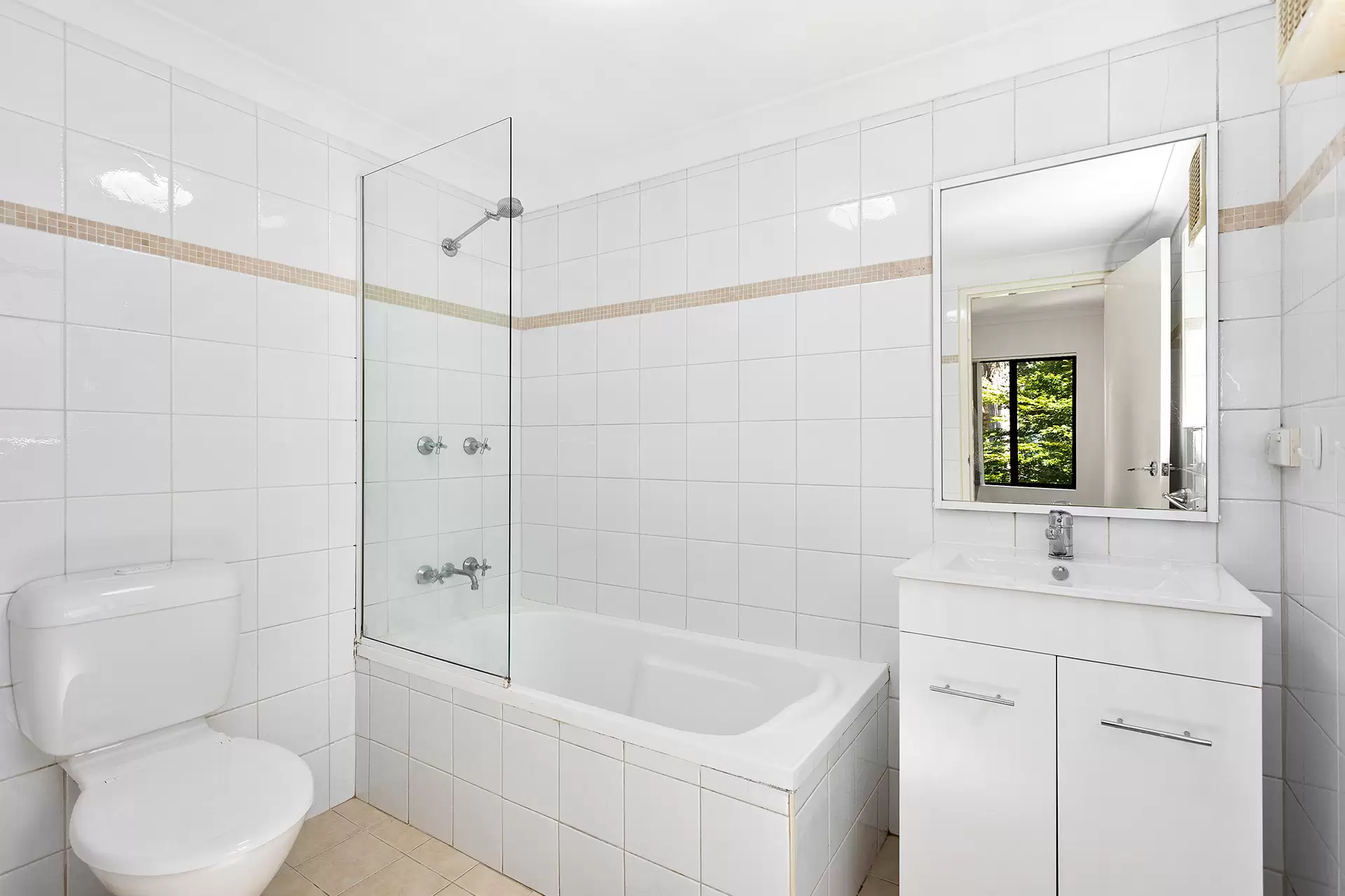 5/15 Hillview Avenue, Gwynneville Sold by Laurence Morgan Real Estate - image 8