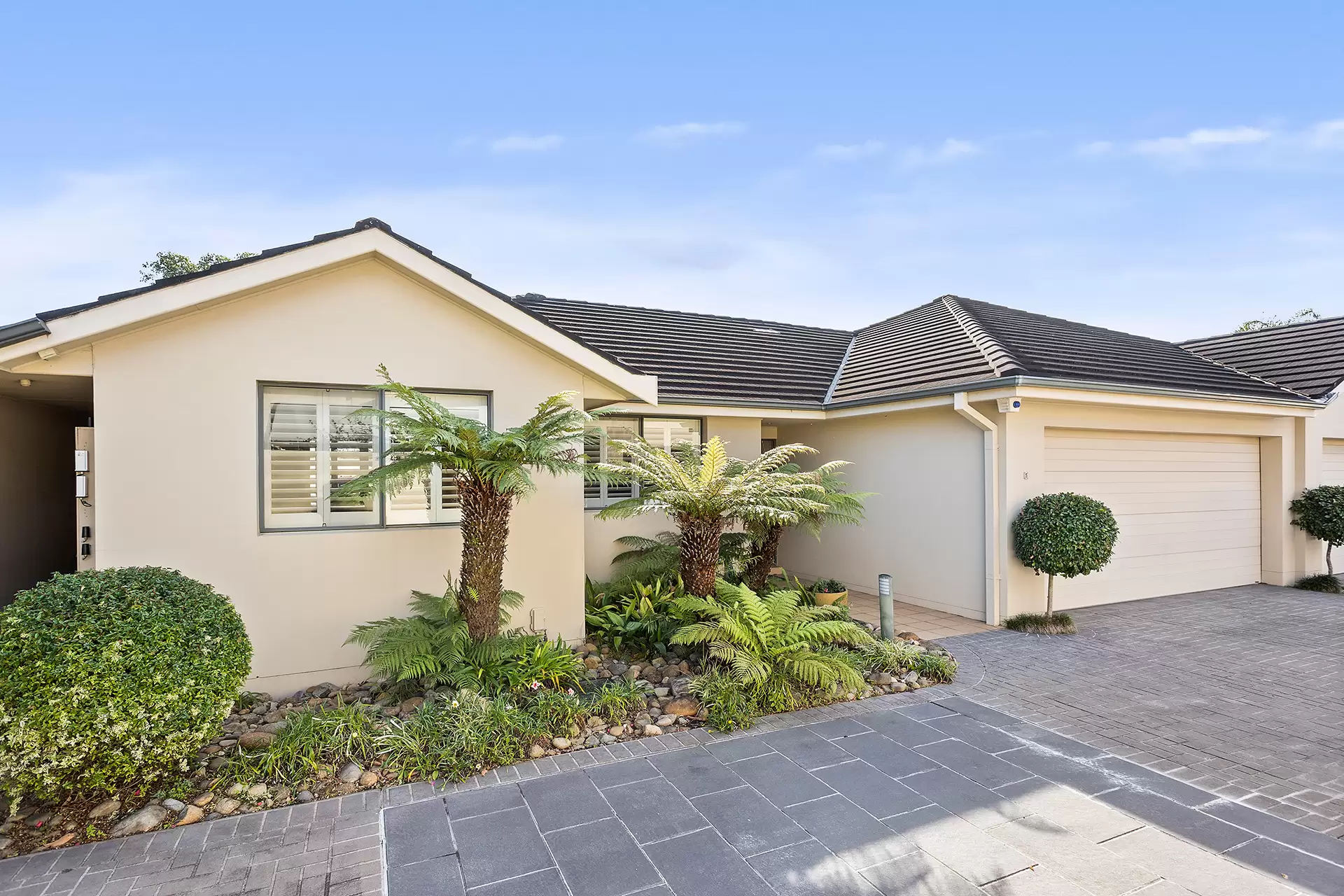 5/145 Pioneer Road, Towradgi Sold by Laurence Morgan Real Estate - image 1