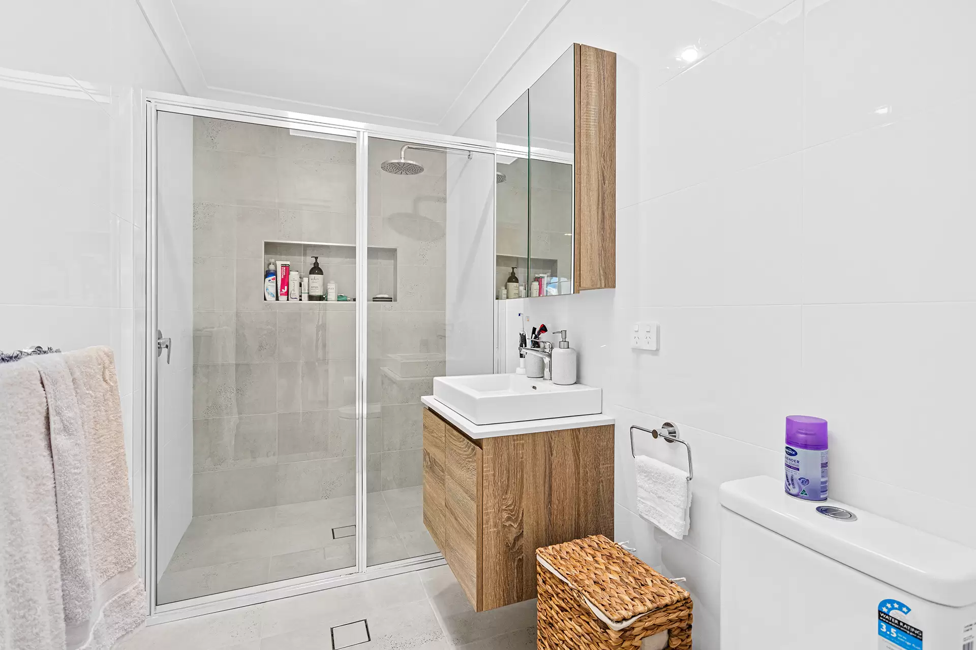 Kembla Grange Leased by Laurence Morgan Real Estate - image 4