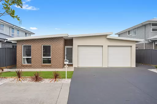 Kembla Grange Leased by Laurence Morgan Real Estate