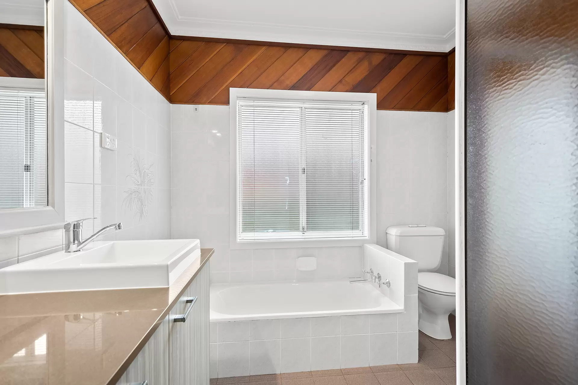 Towradgi Leased by Laurence Morgan Real Estate - image 3