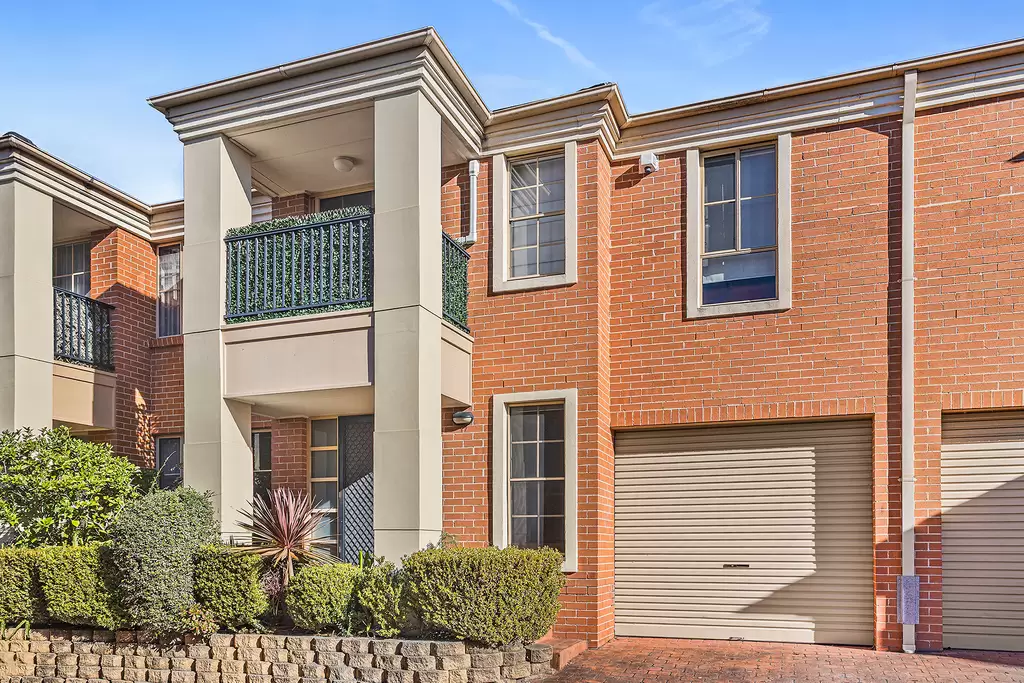 17/6 Kembla Street, Balgownie Sold by Laurence Morgan Real Estate
