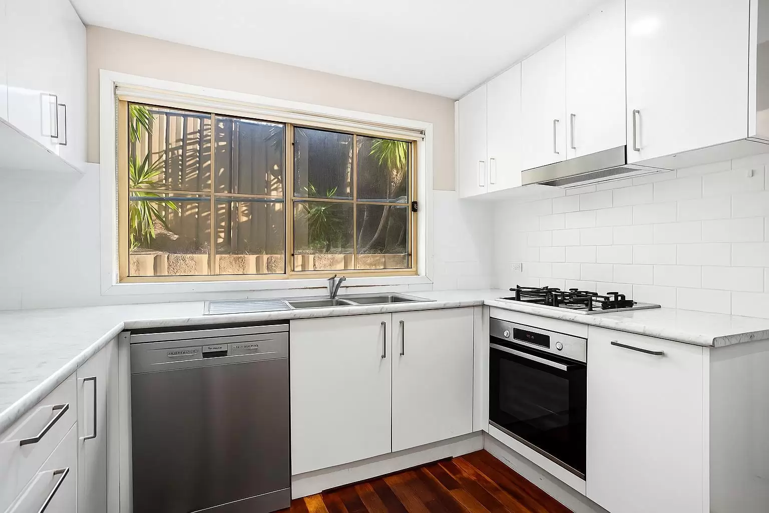 17/6 Kembla Street, Balgownie Sold by Laurence Morgan Real Estate - image 4