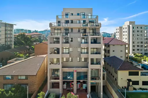 10/26-28 Market Street, Wollongong Sold by Laurence Morgan Real Estate