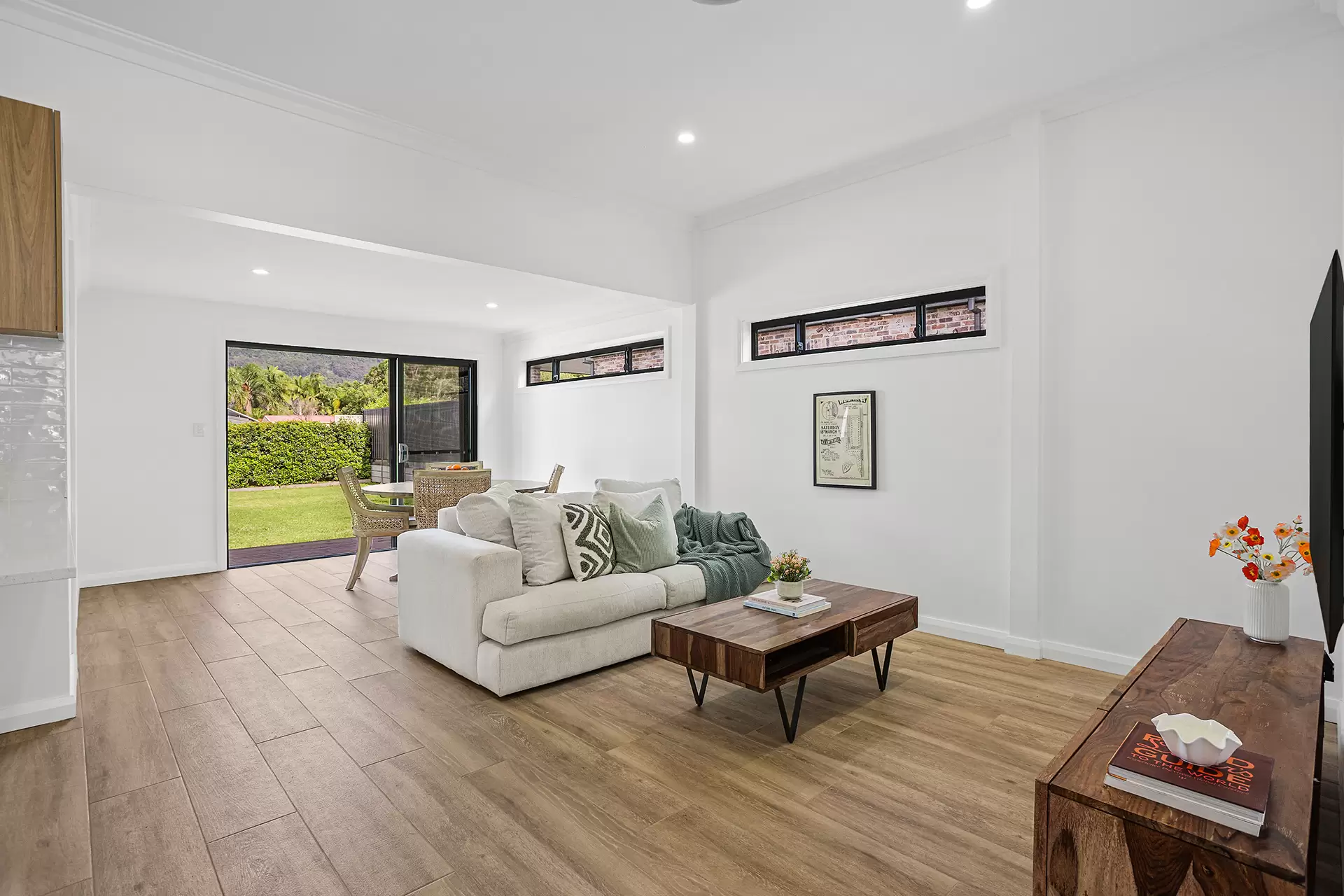 10 John Street, Woonona Sold by Laurence Morgan Real Estate - image 5