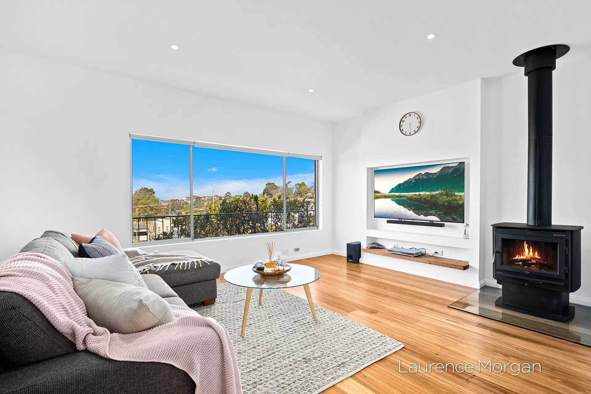 45 Sherwood Drive, Balgownie Sold by Laurence Morgan Real Estate - image 2