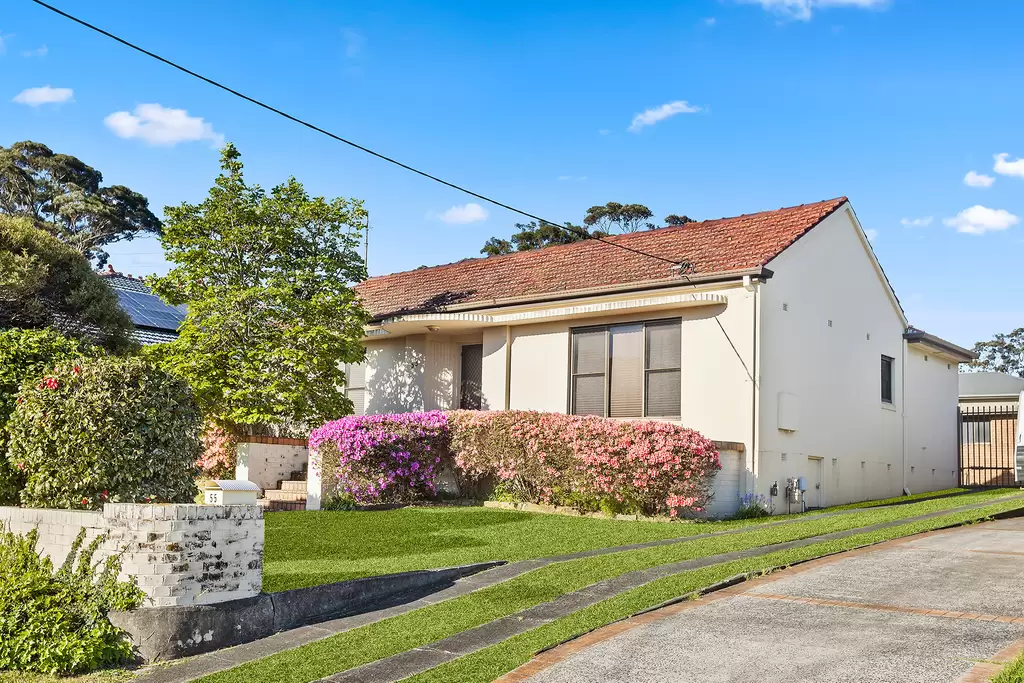 55 St Johns Avenue, Mangerton Sold by Laurence Morgan Real Estate