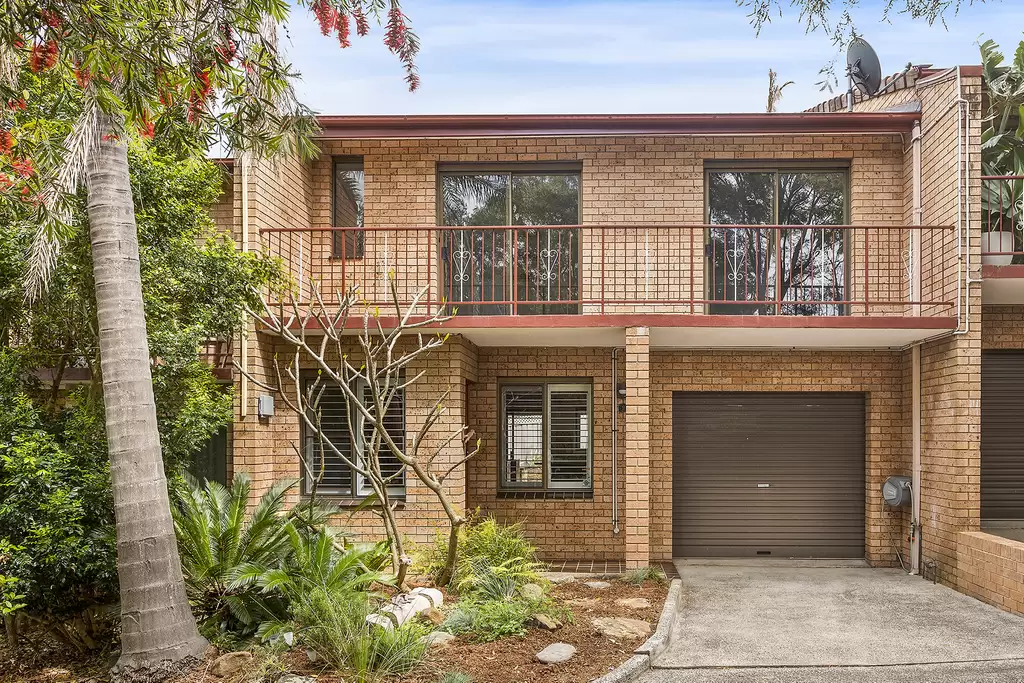 2/44-46 Campbell Street, Woonona Sold by Laurence Morgan Real Estate
